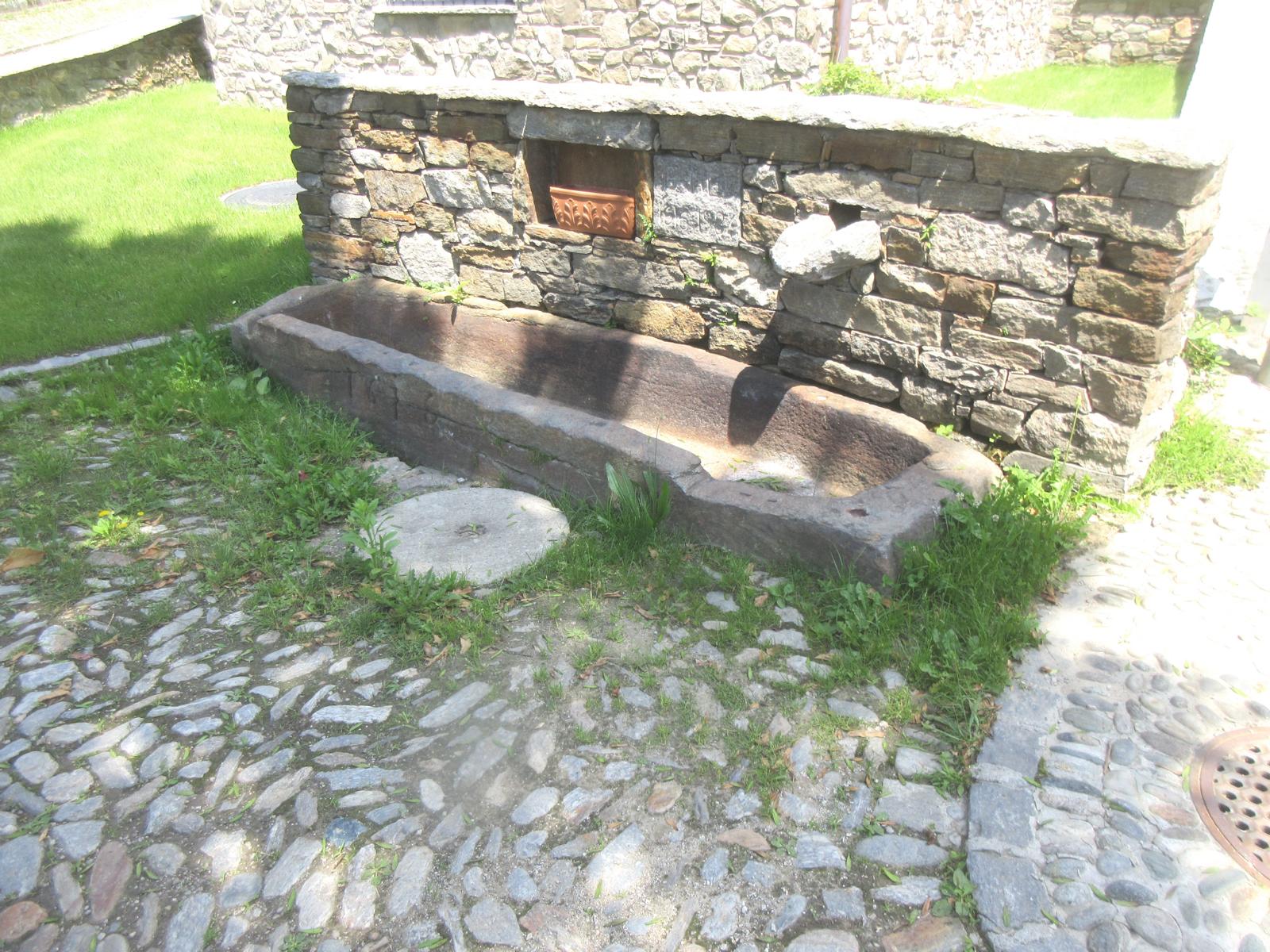 Brunnen A Ca d'Valége: Brunnen A Ca d'Valége: